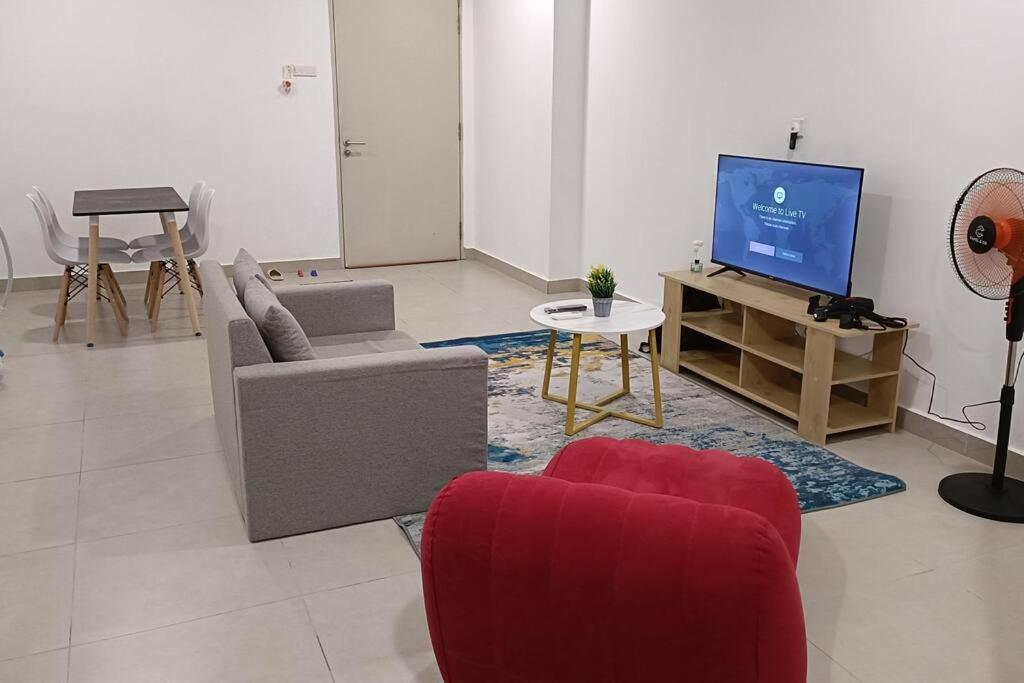 Cozy Flexus Signature 4 Guests Pool Nflix Hbo กัวลาลัมเปอร์ ภายนอก รูปภาพ